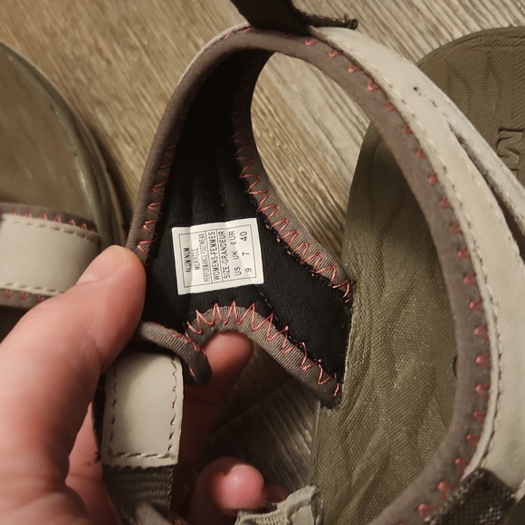 Merrell sandals - Picture 4 of 6